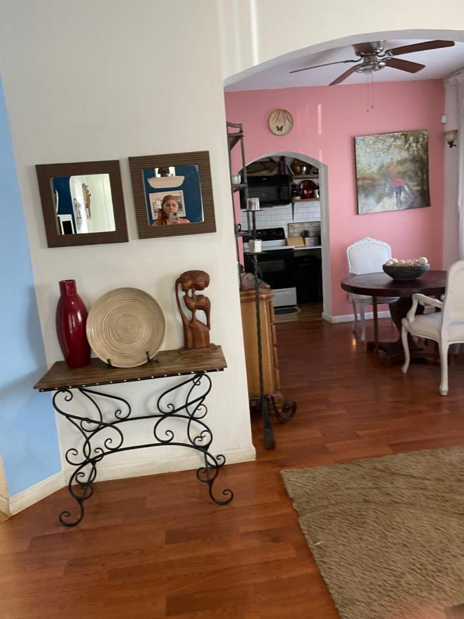 Ne Miami Cottage Екстериор снимка